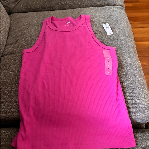GAP Fuchsia Ribbed Tank Top - Picture 2 of 4